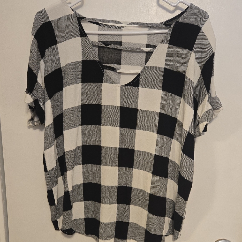 Black and White Checkered Women's Top With Open Weave Front